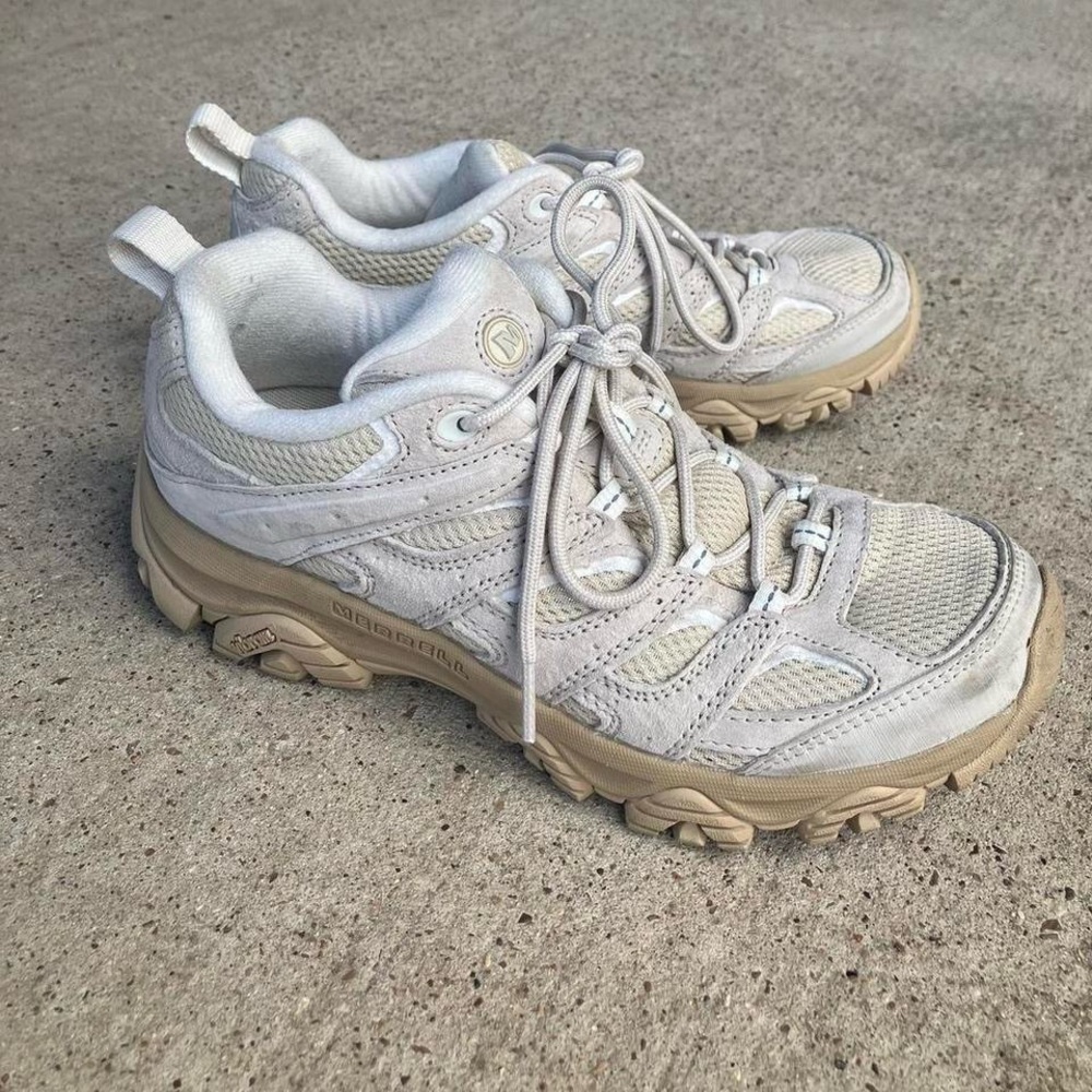 Merrell Moab 3 Sneakers sz 8